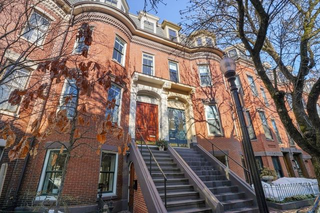 29 Holyoke St 1, Boston, MA 02116