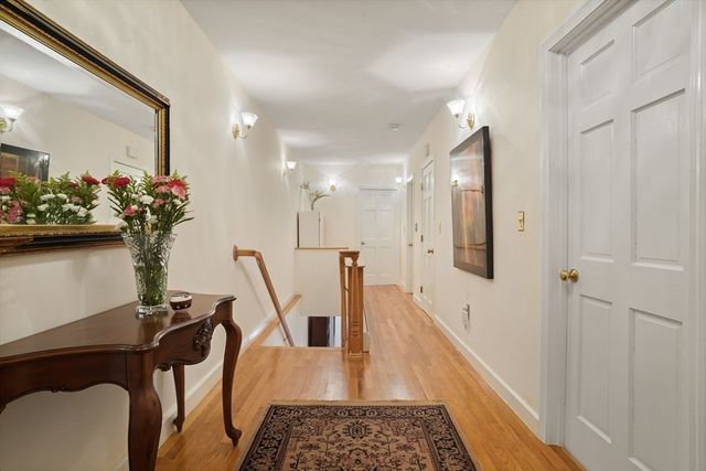 29 Holyoke St 1, Boston, MA 02116