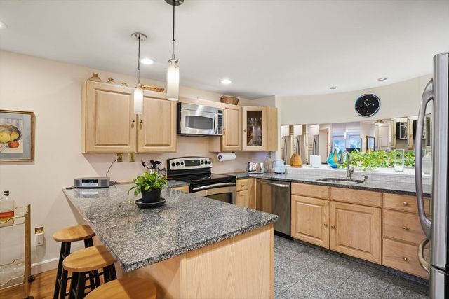 29 Holyoke St 1, Boston, MA 02116