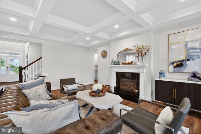 6213 MCCONNELL LN, Springfield, VA 22152