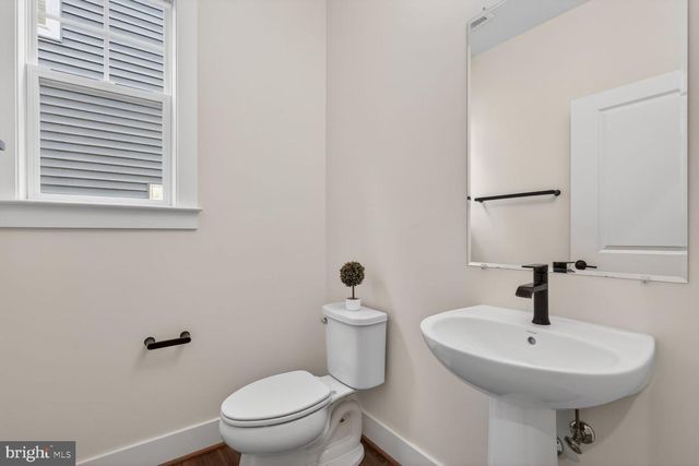 6213 MCCONNELL LN, Springfield, VA 22152