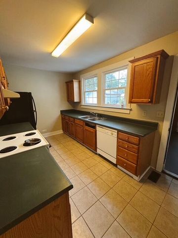 509 Black Street, Walterboro, SC 29488