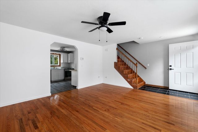 15 Gibbs St G, Worcester, MA 01607