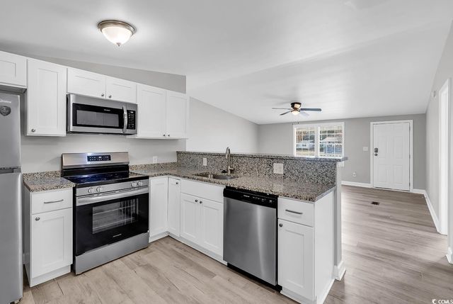 827 White Sand Ct., Murrells Inlet, SC 29576