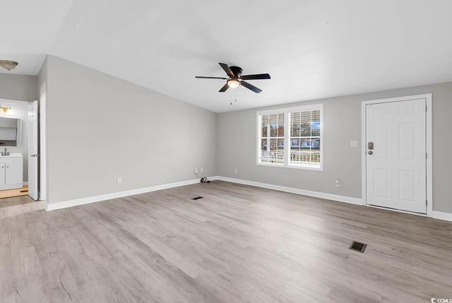 827 White Sand Ct., Murrells Inlet, SC 29576