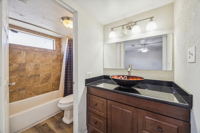 135 Mill Stream Lane, Houston, TX 77060