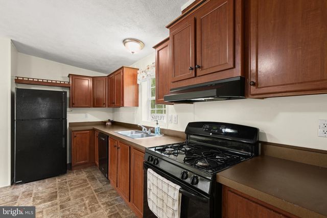 1528 ARENA RD, Street, MD 21154