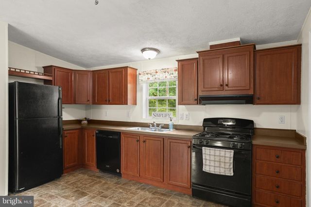 1528 ARENA RD, Street, MD 21154