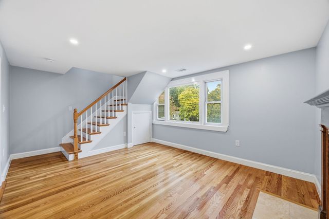 118 Washington St 118, Melrose, MA 02176