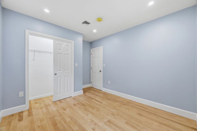 118 Washington St 118, Melrose, MA 02176