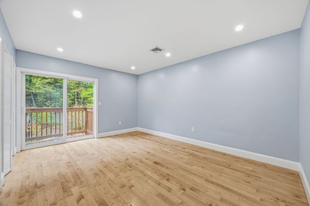 118 Washington St 118, Melrose, MA 02176