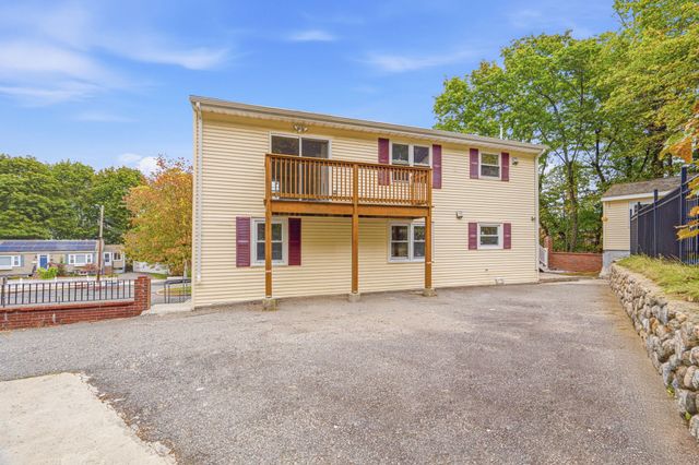 118 Washington St 118, Melrose, MA 02176