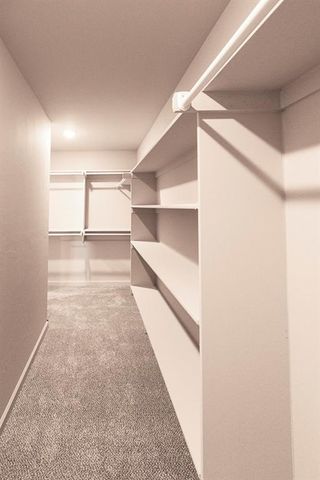 609 N Fox Way, Mustang, OK 73064