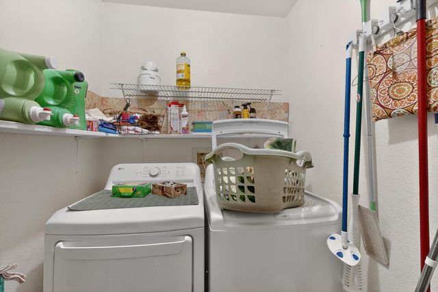 2207 Spruce Needle Road SE, Rio Rancho, NM 87124