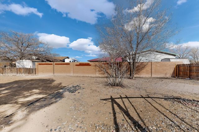 2207 Spruce Needle Road SE, Rio Rancho, NM 87124