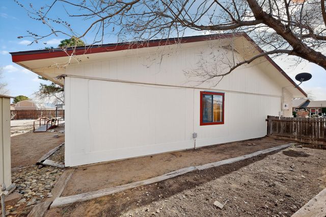 2207 Spruce Needle Road SE, Rio Rancho, NM 87124