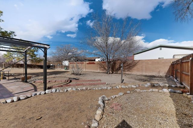 2207 Spruce Needle Road SE, Rio Rancho, NM 87124