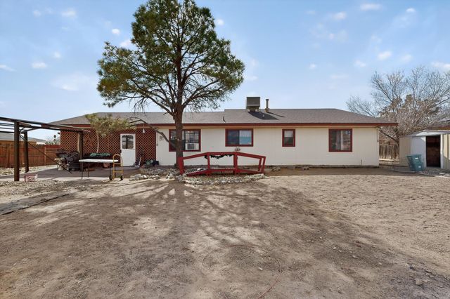 2207 Spruce Needle Road SE, Rio Rancho, NM 87124