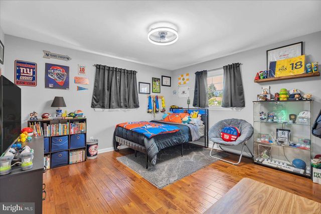 136 WINDING LN, Cinnaminson, NJ 08077