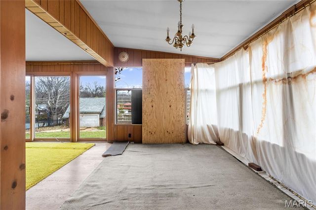 7061 Maryland Avenue, University City, MO 63130