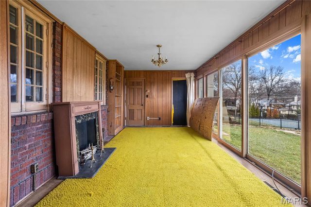 7061 Maryland Avenue, University City, MO 63130