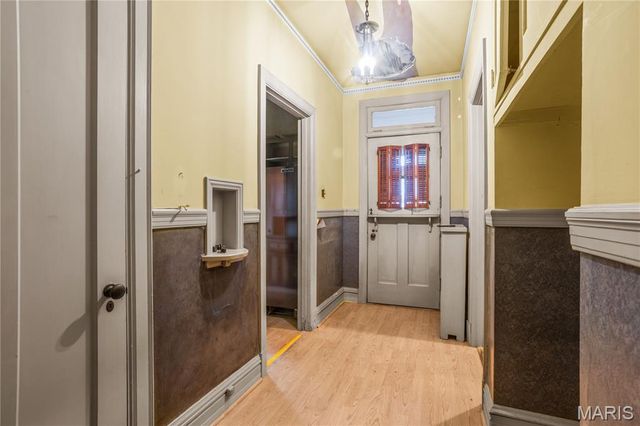 7061 Maryland Avenue, University City, MO 63130