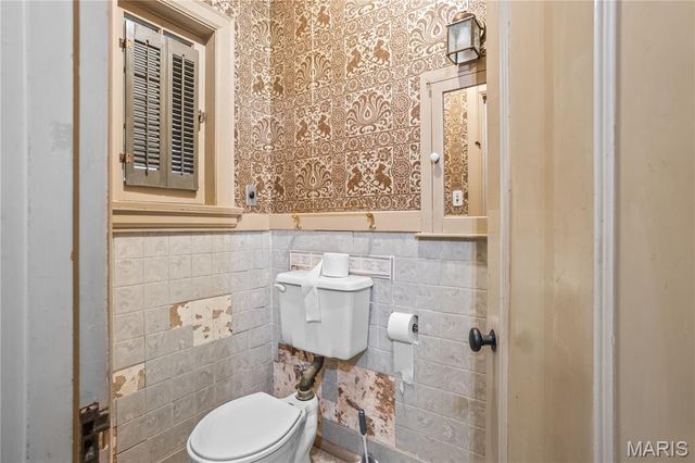 7061 Maryland Avenue, University City, MO 63130