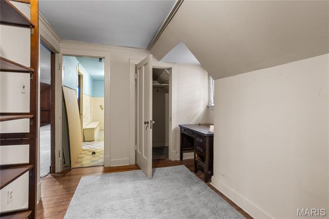 7061 Maryland Avenue, University City, MO 63130