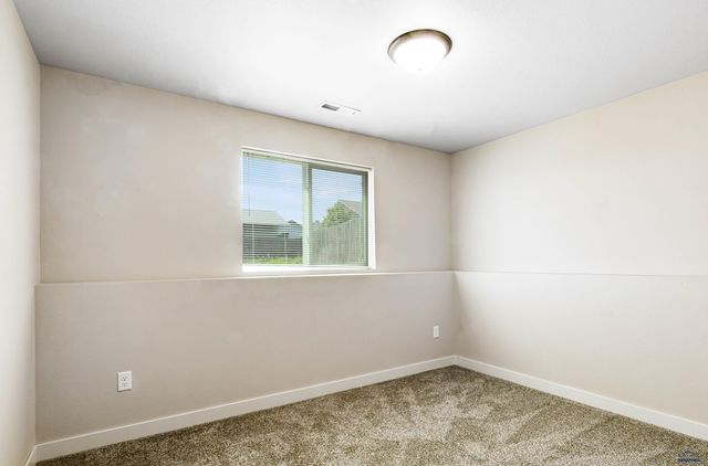 5229 COAL BANK DR, Rapid City, SD 57701