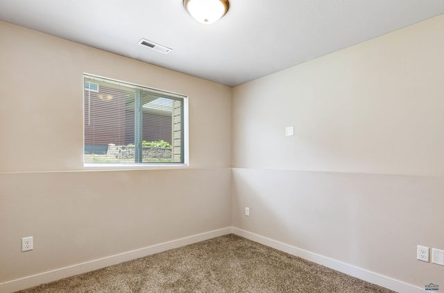 5229 COAL BANK DR, Rapid City, SD 57701