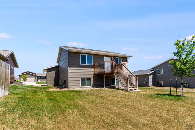 5229 COAL BANK DR, Rapid City, SD 57701