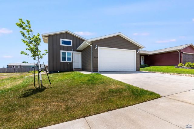5229 COAL BANK DR, Rapid City, SD 57701