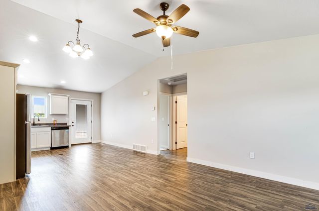5229 COAL BANK DR, Rapid City, SD 57701
