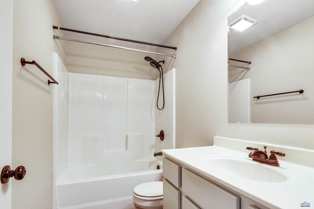 5229 COAL BANK DR, Rapid City, SD 57701