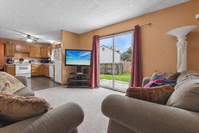 2175 Pelham Place, Obetz, OH 43207