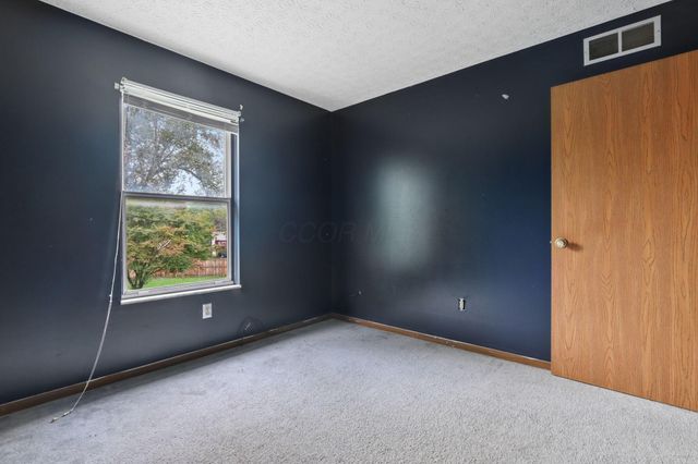 2175 Pelham Place, Obetz, OH 43207