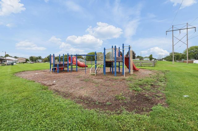 2175 Pelham Place, Obetz, OH 43207