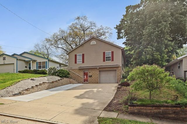 291 Schrop Avenue, Akron, OH 44312