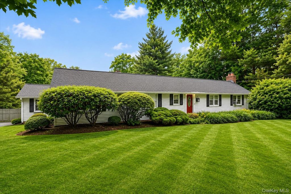 2308 Broad Street, Yorktown Heights, NY 10598 — photo 2