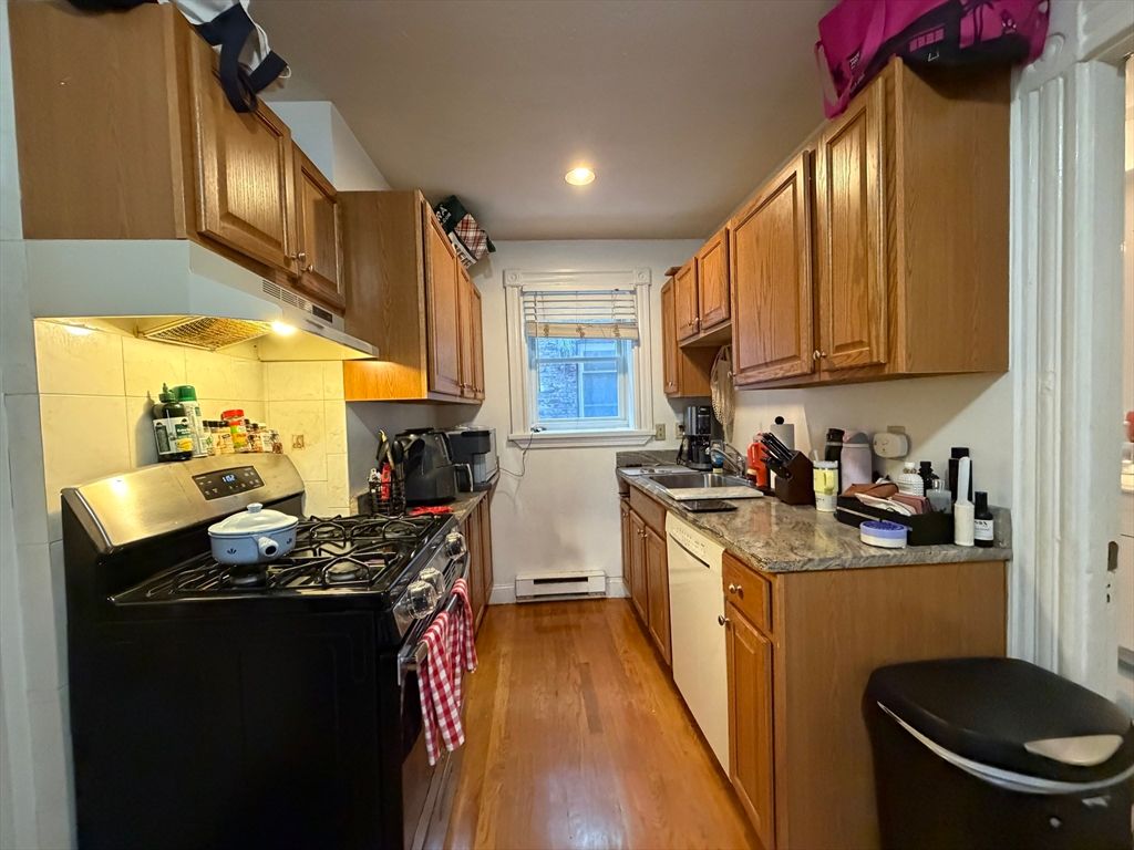 7 Baldwin Place 1, Boston, MA 02113