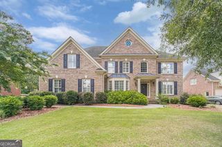 562 Grassmeade Way, Snellville, GA 30078