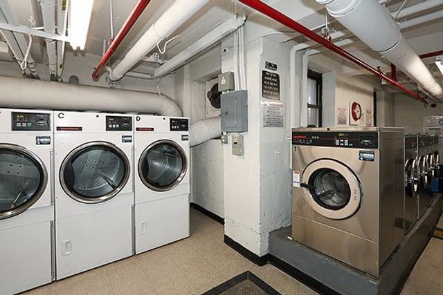 26-19 141st 1F, Flushing, NY 11354