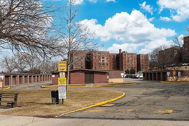 26-19 141st 1F, Flushing, NY 11354