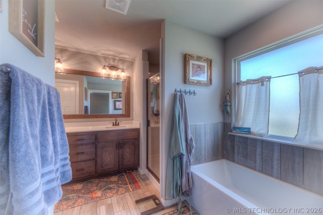 4502 S Holly Avenue, Sand Springs, OK 74063