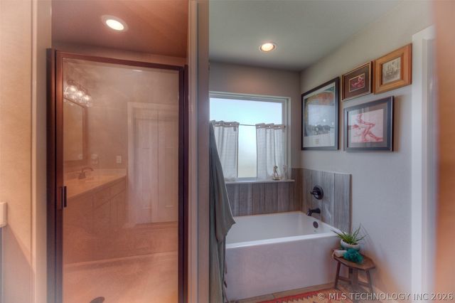4502 S Holly Avenue, Sand Springs, OK 74063