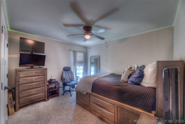 4502 S Holly Avenue, Sand Springs, OK 74063