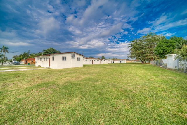17727 SW 103rd Ave 17727, Miami, FL 33157