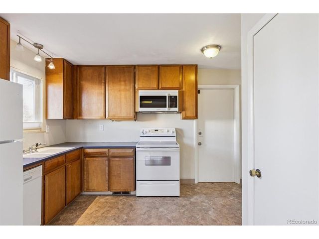 3031 S University Blvd, Denver, CO 80210