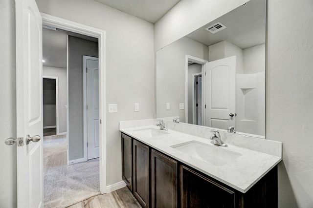 1605 Ruby Drive, El Reno, OK 73036