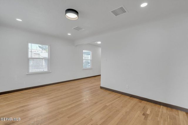 2402 N Kansas Street A, El Paso, TX 79902